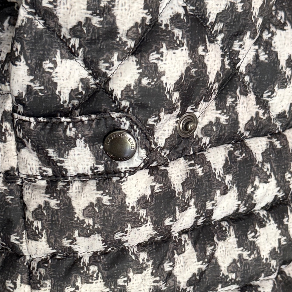 Lands’ End Houndstooth Down Puffer Coat Zip & Snap Front Pockets Petite 14-16 - Picture 5 of 13